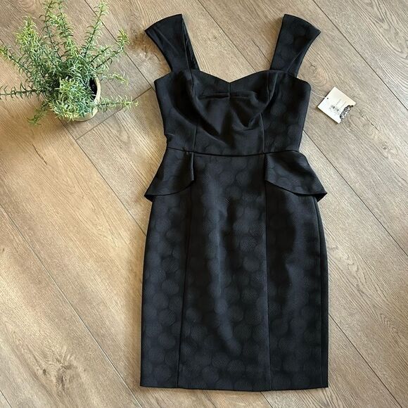 Donna Morgan Dresses & Skirts - NWT DONNA MORGAN BLACK PEPLUM STYLE DRESS RETAILS $148 SIZE 2